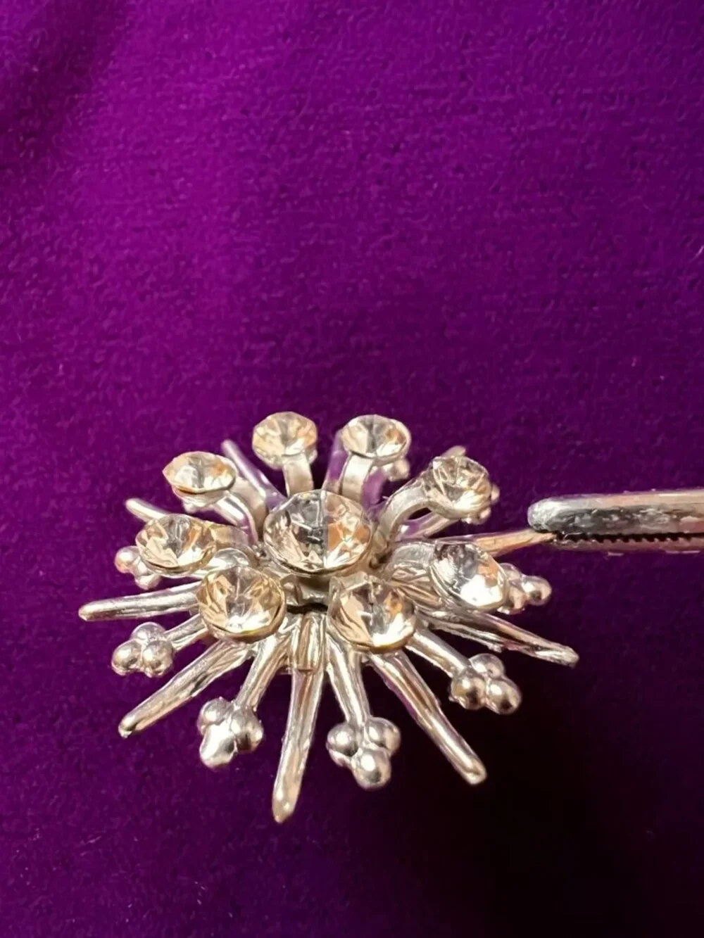 N/A rhinestone tone